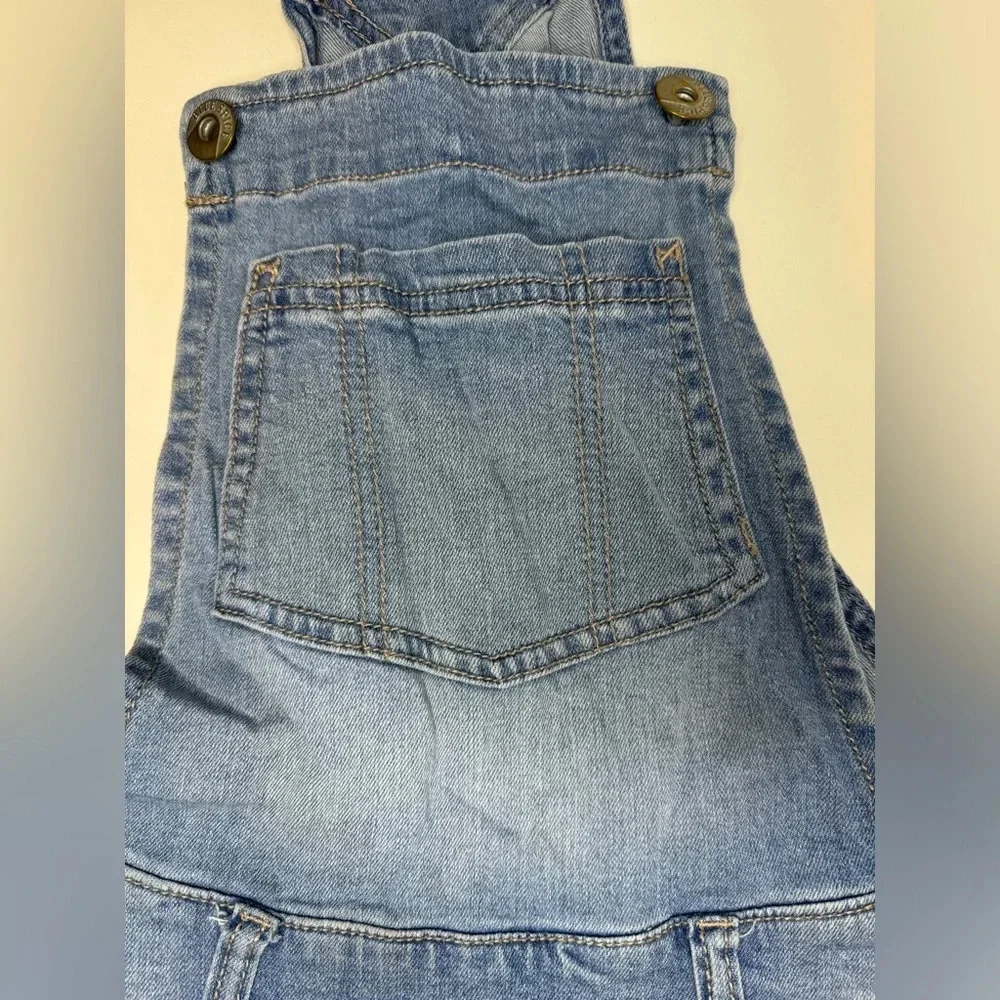 Blue Spice Light Wash DESTROYED Denim‎ Overall DAISY DUKE'S Shorts Girl SZ 1